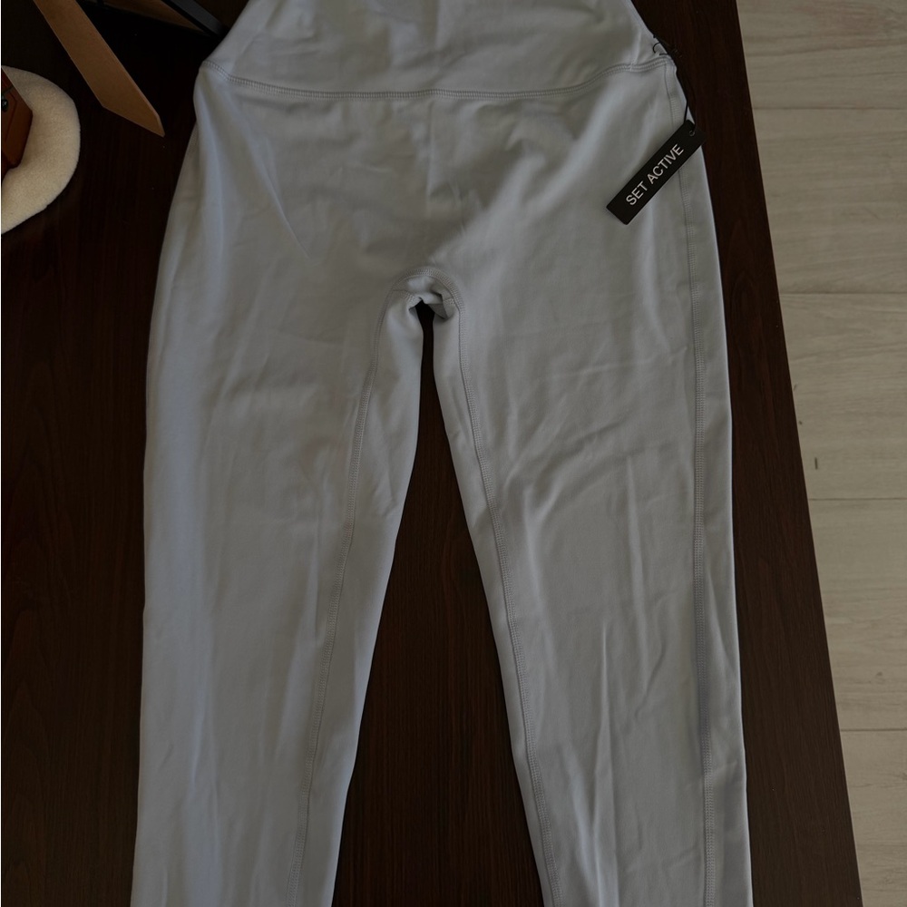 SET Active LUXFORM LEGGINGS in Frost NWT